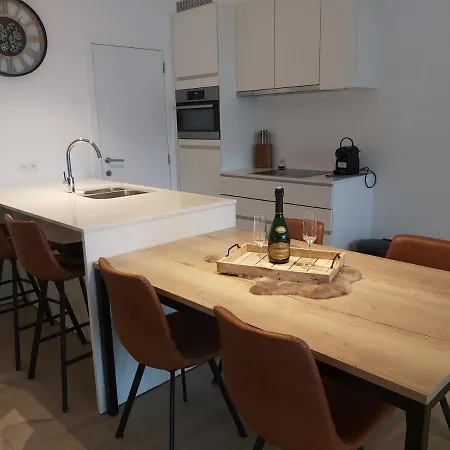 Antigua ミデルケルケ